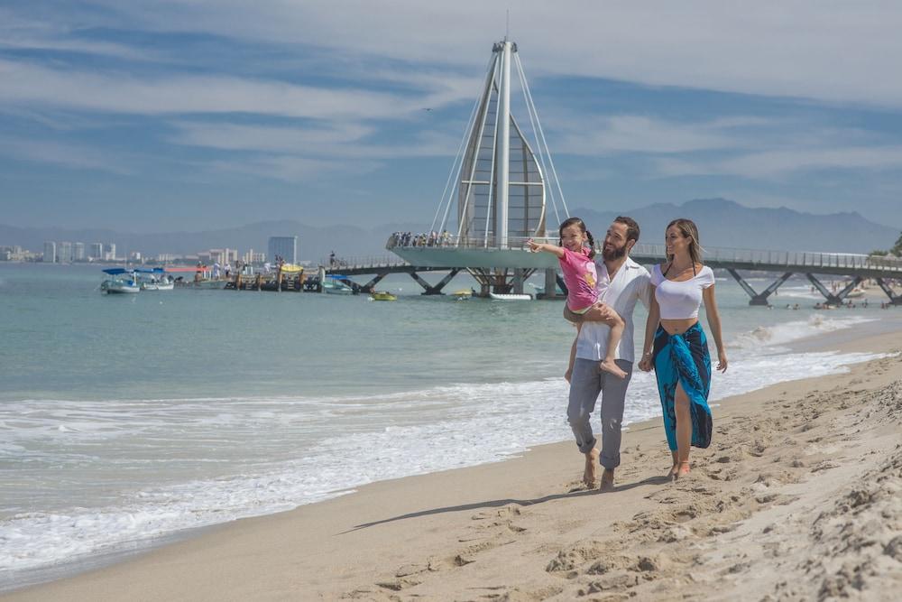 Tropicana Hotel פוארטו ואלארטה מראה חיצוני תמונה