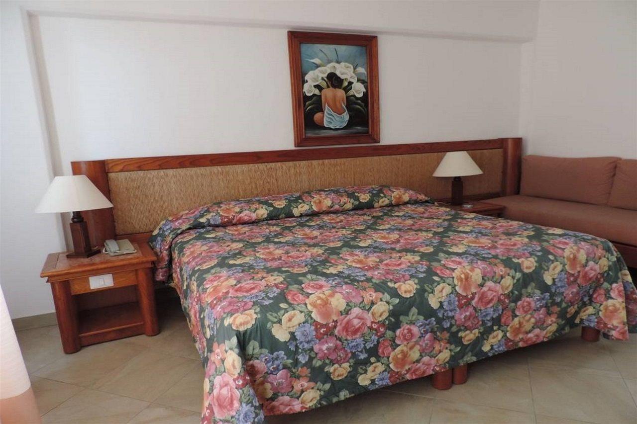 Tropicana Hotel פוארטו ואלארטה מראה חיצוני תמונה